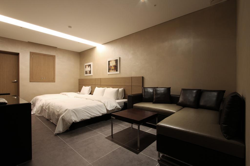 Antives Hotel Kōyō Quarto foto
